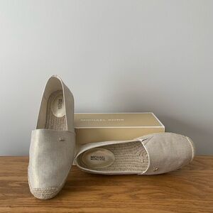Michael Kors Kendrick Slip on in Pale Gold. Size 10. NWOT
